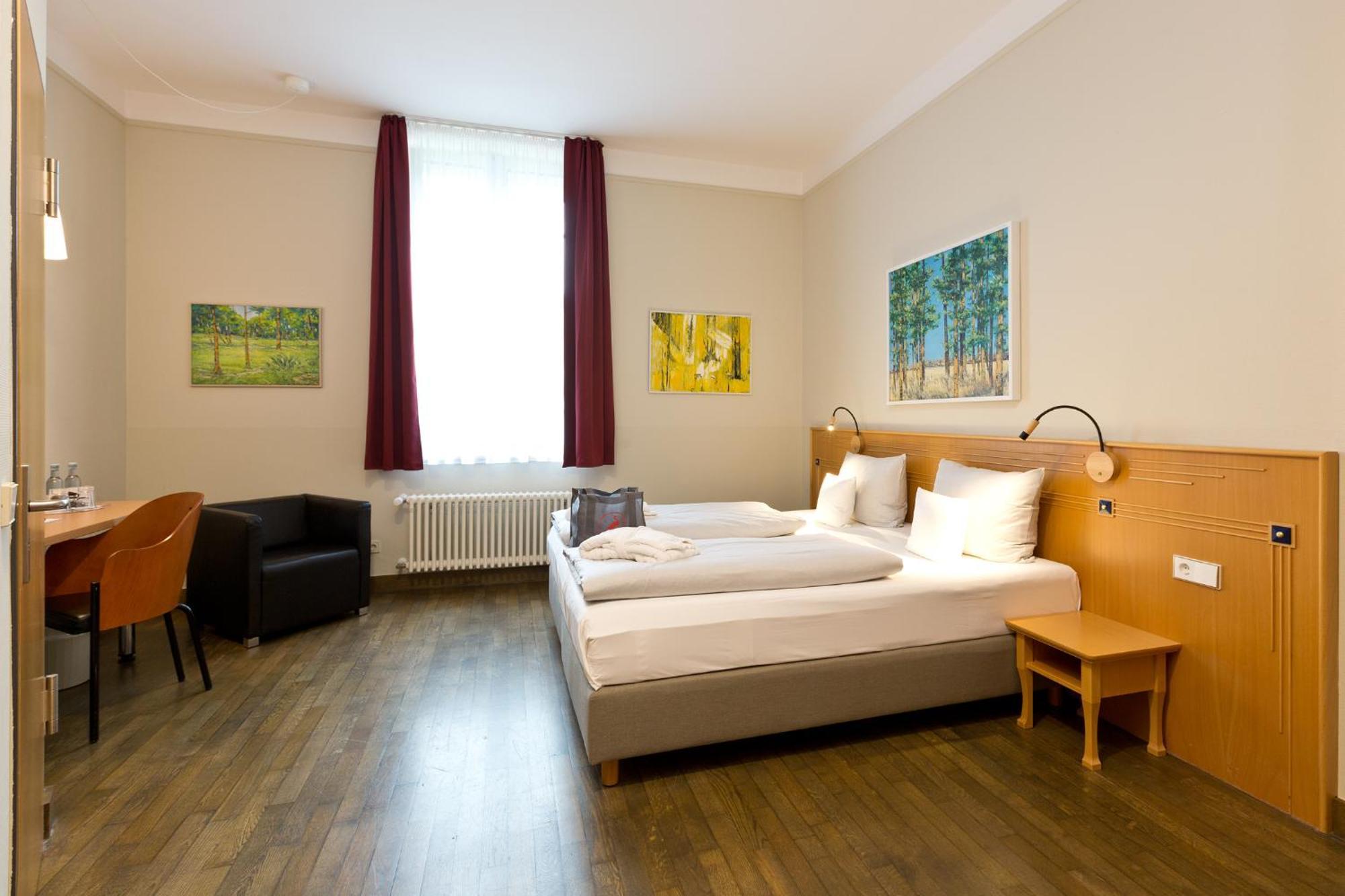 Spa Hotel Amsee Waren  Bagian luar foto