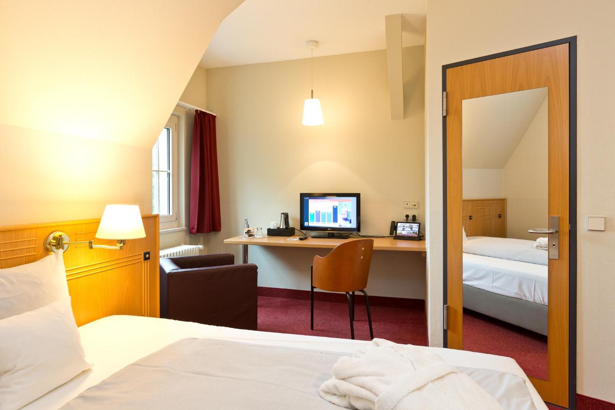 Spa Hotel Amsee Waren  Bagian luar foto