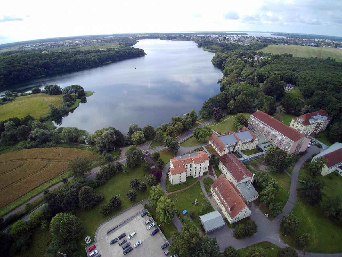 Spa Hotel Amsee Waren  Bagian luar foto